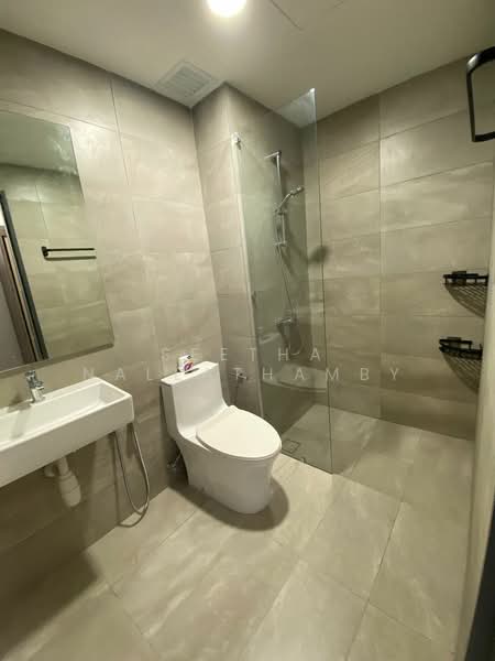 Kondominium untuk Disewa di Henna Residence @ The Quartz WM - Seetha Nallathamby - Bathroom - PropertyGuru.com.my
