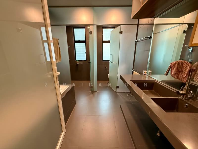Rumah Bandar untuk Dijual di Bandar Tun Hussein Onn (Cheras) - Zuraidah Dan - Bathroom - PropertyGuru.com.my