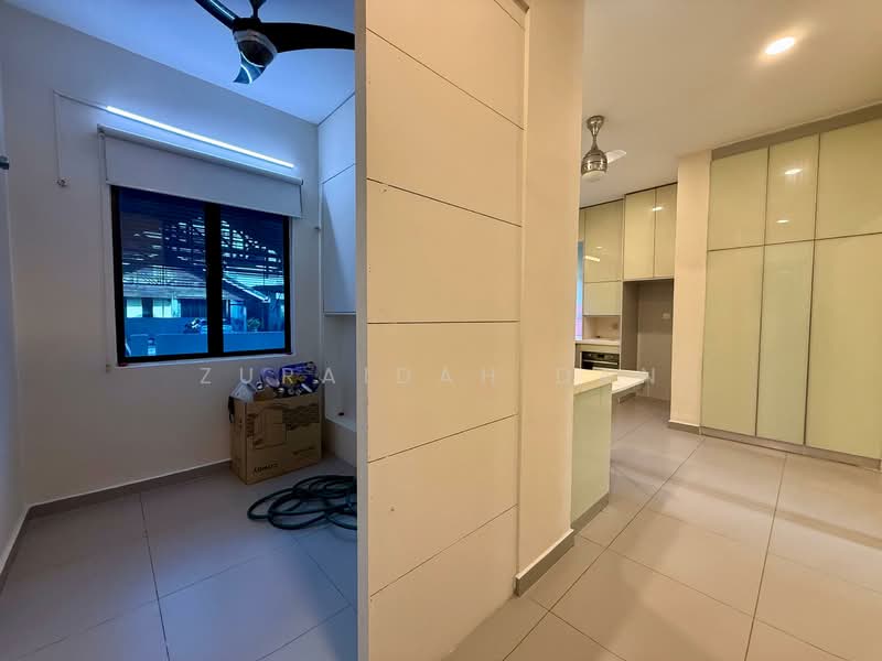 Rumah Bandar untuk Dijual di Bandar Tun Hussein Onn (Cheras) - Zuraidah Dan - Kitchen - PropertyGuru.com.my