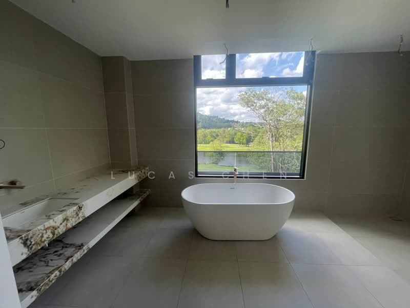 Bungalow for Sale in Meru Valley (Ipoh) - Lucas Chen - Bathroom - PropertyGuru.com.my