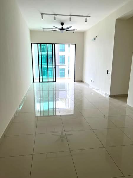 Condominium for Rent at Brezza Hill - Kew . - Living Room - PropertyGuru.com.my