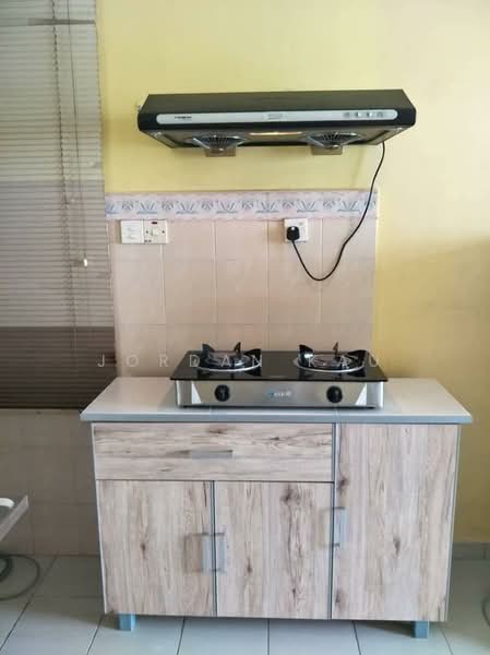 Pangsapuri untuk Disewa di Lake View Suites - Jordan Kau - PropertyGuru.com.my
