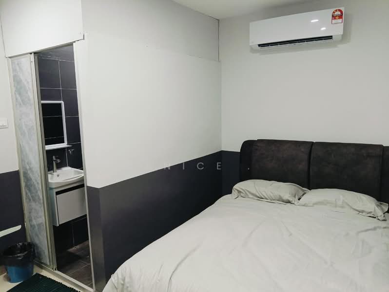 1-storey Terraced House for Sale in Taman Century (Johor Bahru) - Janice . - PropertyGuru.com.my