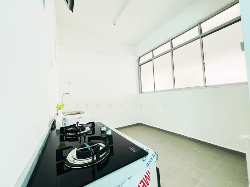 Condominium for Rent at The Golden Triangle Condominium - Jerry Tan - Kitchen - PropertyGuru.com.my