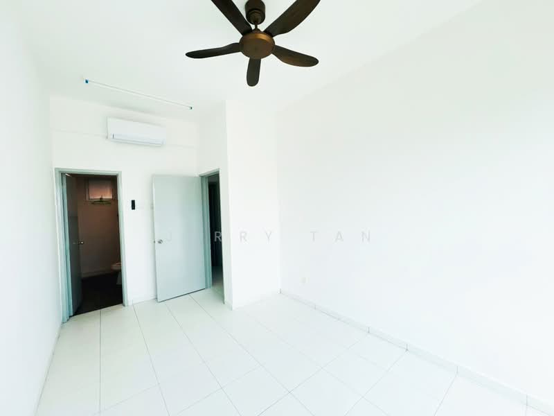 Condominium for Rent at The Golden Triangle Condominium - Jerry Tan - Interior - PropertyGuru.com.my