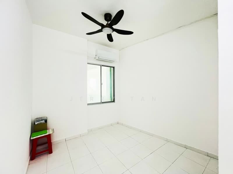 Condominium for Rent at The Golden Triangle Condominium - Jerry Tan - Interior - PropertyGuru.com.my