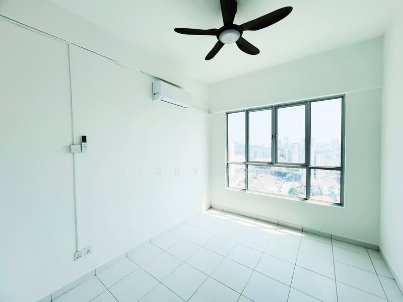 Condominium for Rent at The Golden Triangle Condominium - Jerry Tan - Interior - PropertyGuru.com.my