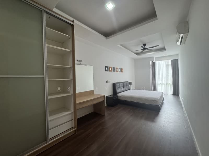 Condominium for Sale at Suasana Bangsar - Ashley Foo - Master Bedroom with Walk in Wardrobe - PropertyGuru.com.my