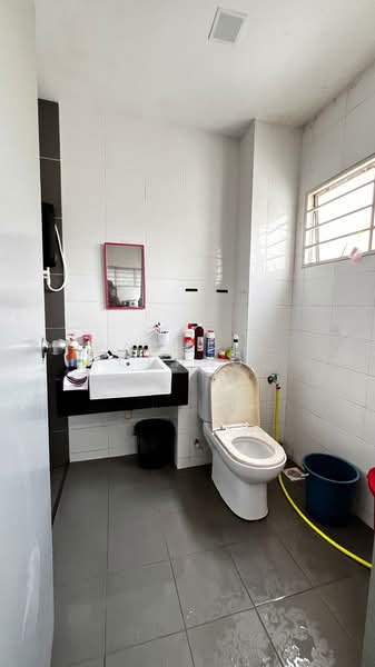 Rumah Teres 2 Tingkat untuk Dijual di Saujana Rawang (Rawang) - Racheel Chang - Bathroom - PropertyGuru.com.my
