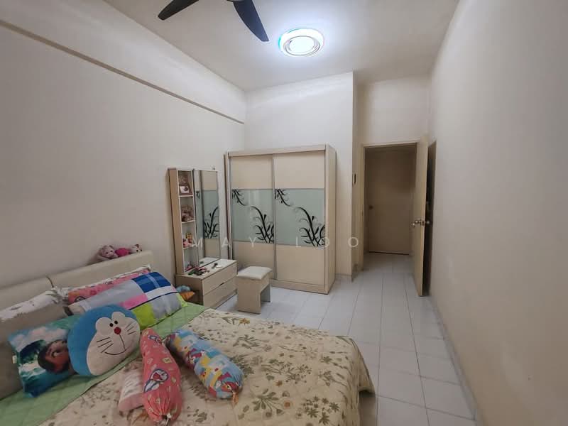 Condominium for Sale at Sterling - May Loo - Bedroom - PropertyGuru.com.my
