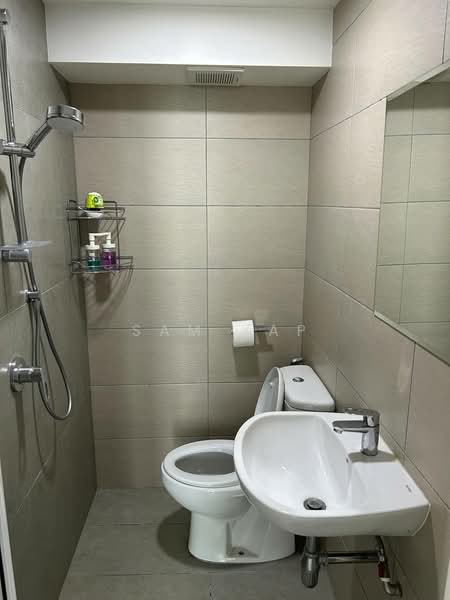 Condominium for Rent at The Elysia Park Residence - Sam Yap - Bathroom - PropertyGuru.com.my