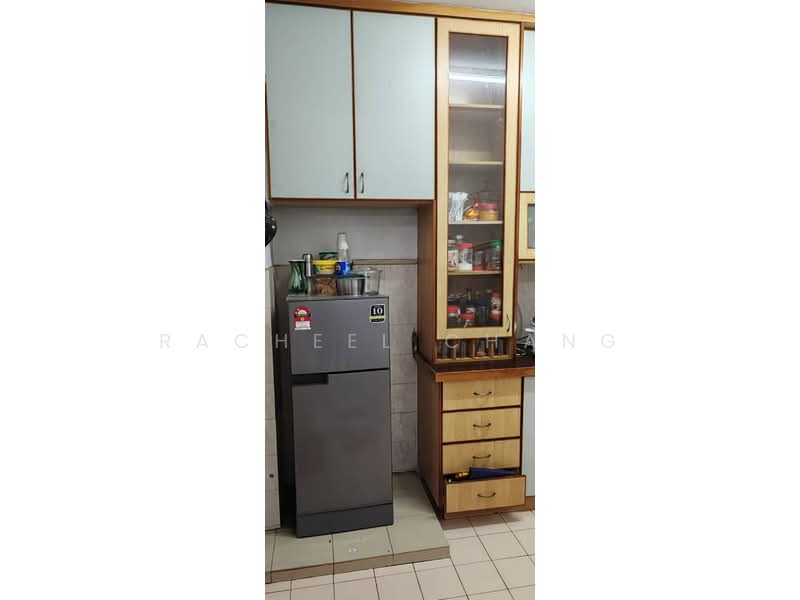 Pangsapuri untuk Dijual di Suria Kipark Damansara - Racheel Chang - Kitchen - PropertyGuru.com.my