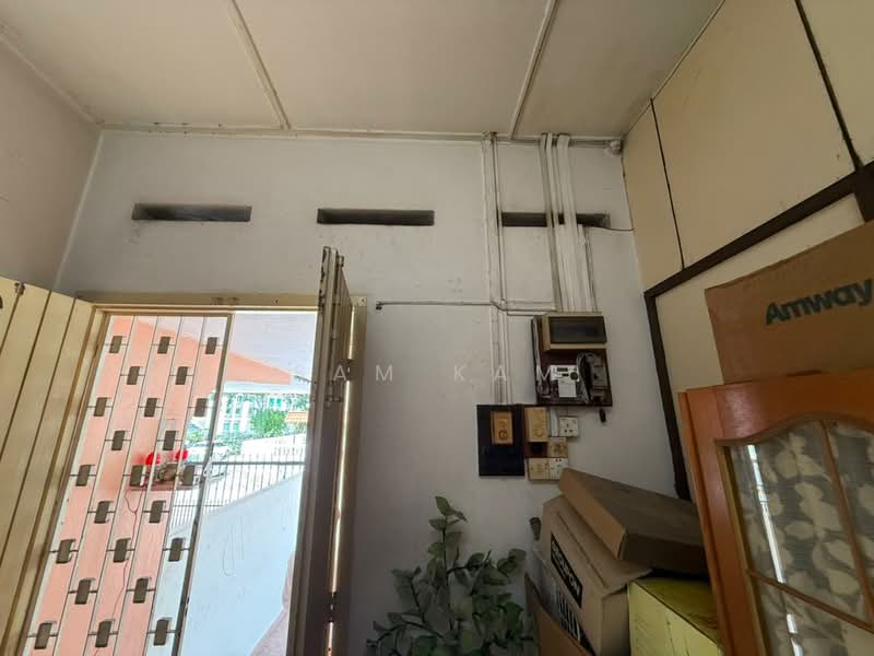 1-storey Terraced House for Sale in Fettes Park (Tanjung Tokong) - Sam Kam - Entrance - PropertyGuru.com.my