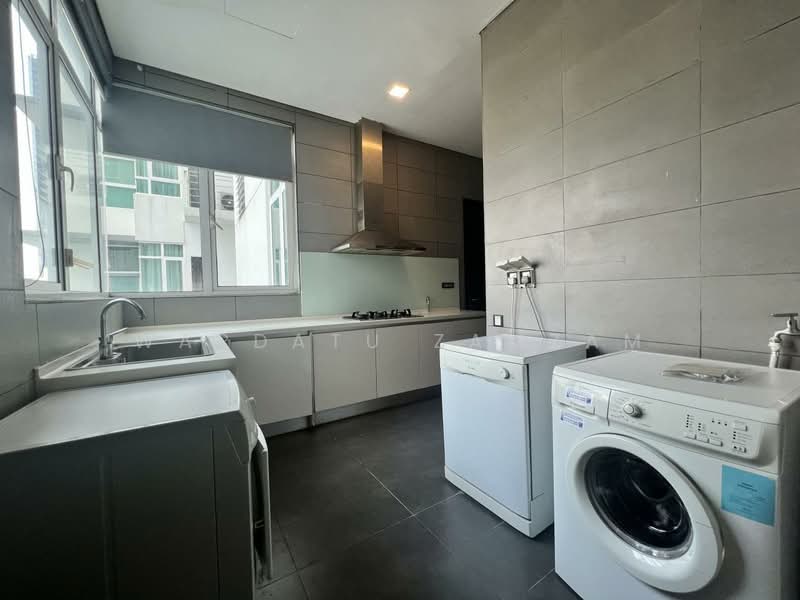 Condominium for Rent at The Pearl KLCC - Wardatu Zamzam - Kitchen - PropertyGuru.com.my