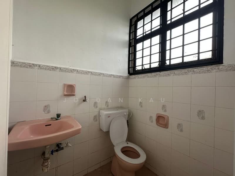 2-storey Terraced House for Sale in Taman Desa Cemerlang (Ulu Tiram) - Jordan Kau - PropertyGuru.com.my