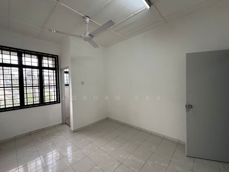 2-storey Terraced House for Sale in Taman Desa Cemerlang (Ulu Tiram) - Jordan Kau - PropertyGuru.com.my