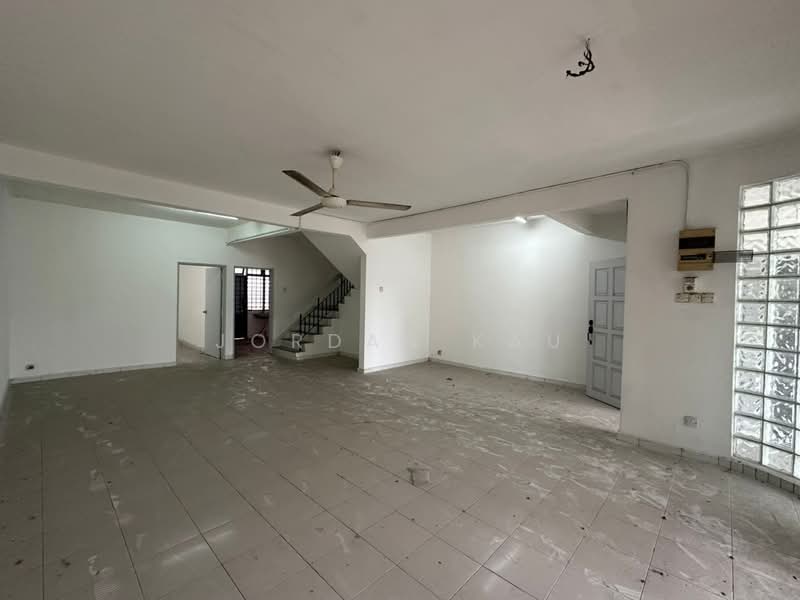 2-storey Terraced House for Sale in Taman Desa Cemerlang (Ulu Tiram) - Jordan Kau - PropertyGuru.com.my