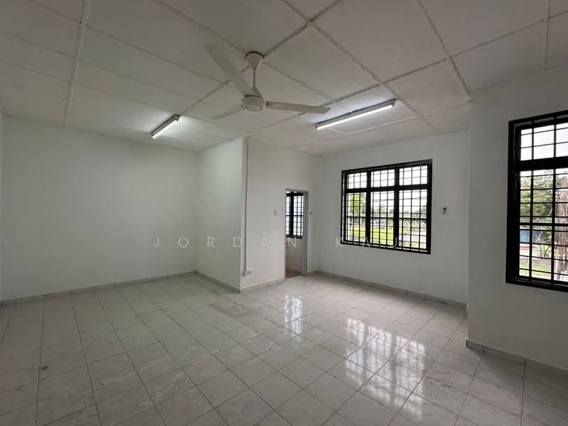 2-storey Terraced House for Sale in Taman Desa Cemerlang (Ulu Tiram) - Jordan Kau - PropertyGuru.com.my