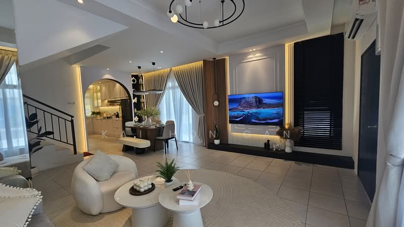 2-storey Terraced House for Sale in Cheng (Melaka) - Kai Hon Gan - Living Room - PropertyGuru.com.my