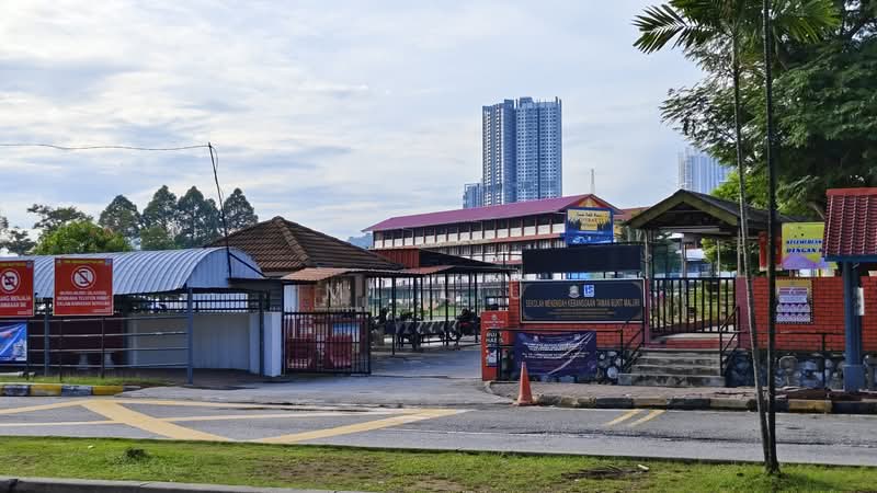 1-storey Terraced House for Rent in Taman Bukit Maluri (Kepong) - ML Liu - PropertyGuru.com.my