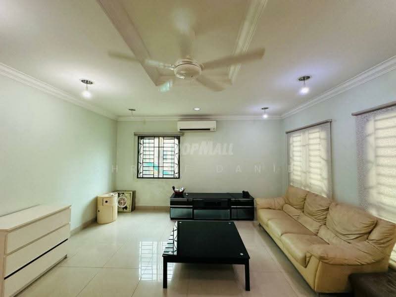 Rumah Teres 3 Tingkat untuk Dijual di Bukit Jalil (Kuala Lumpur) - Ashraff Daniel - Living Room - PropertyGuru.com.my