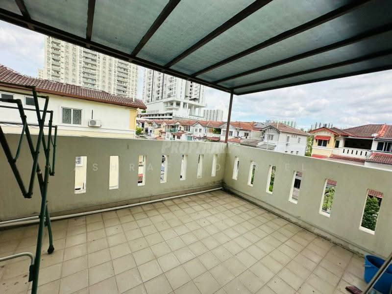 Rumah Teres 3 Tingkat untuk Dijual di Bukit Jalil (Kuala Lumpur) - Ashraff Daniel - Balcony - PropertyGuru.com.my