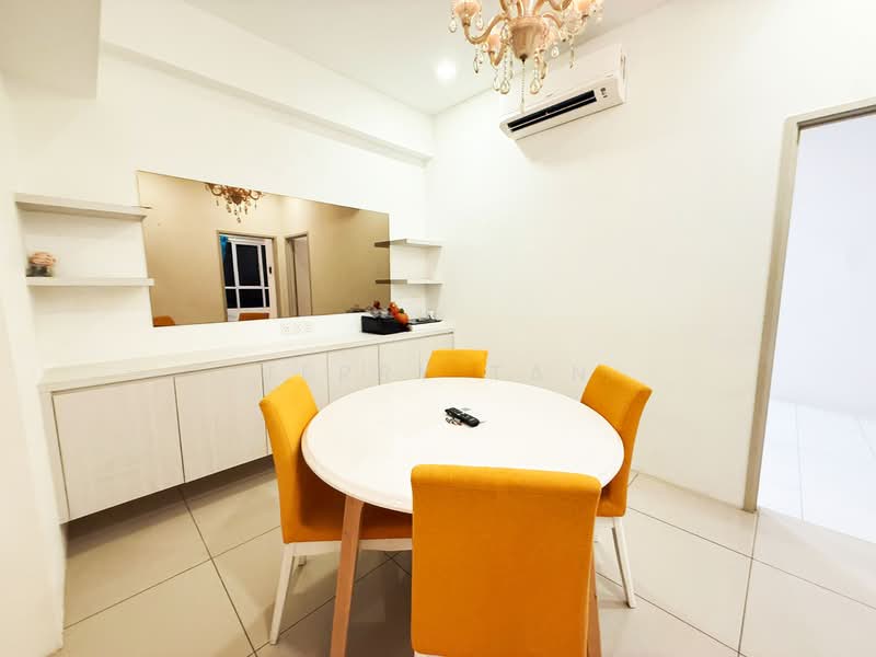Servis Apartment untuk Disewa di Birch Regency @ Penang Times Square - Jerry Tan - Dining Room - PropertyGuru.com.my