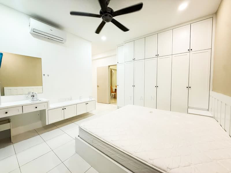 Servis Apartment untuk Disewa di Birch Regency @ Penang Times Square - Jerry Tan - Bedroom - PropertyGuru.com.my