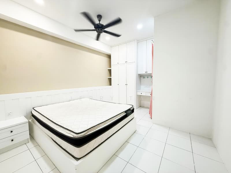 Servis Apartment untuk Disewa di Birch Regency @ Penang Times Square - Jerry Tan - Bedroom - PropertyGuru.com.my