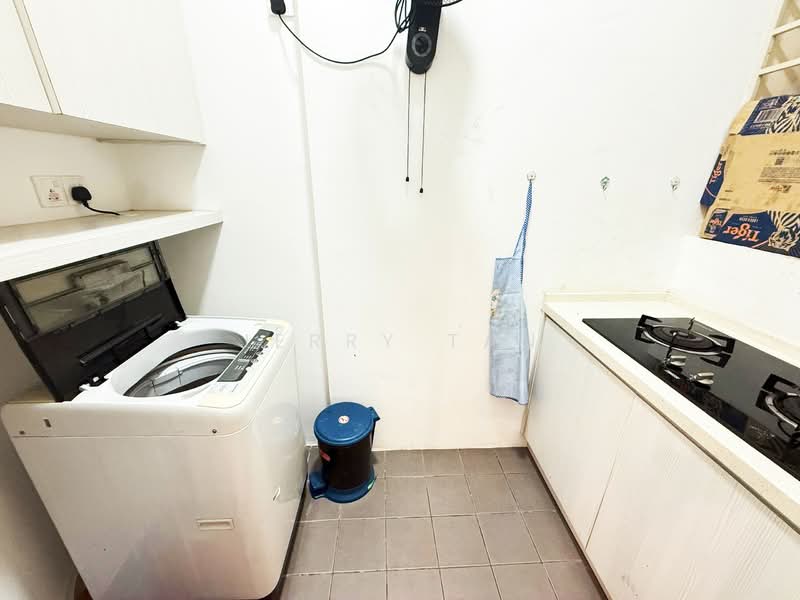Servis Apartment untuk Disewa di Birch Regency @ Penang Times Square - Jerry Tan - Kitchen - PropertyGuru.com.my