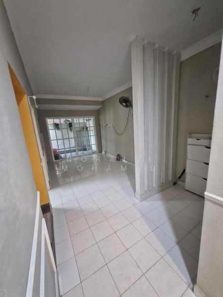 1.5-storey Terraced House for Sale in Taman Pelangi Semenyih (Semenyih) - Noraini Mohamad - PropertyGuru.com.my