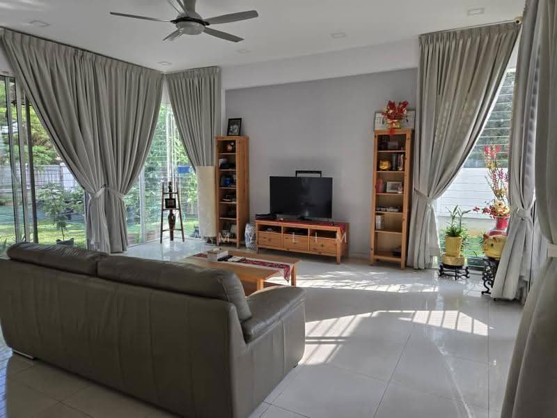 Bungalow House for Sale in D'alpinia (Puchong) - Amy Lim - Living Room - PropertyGuru.com.my