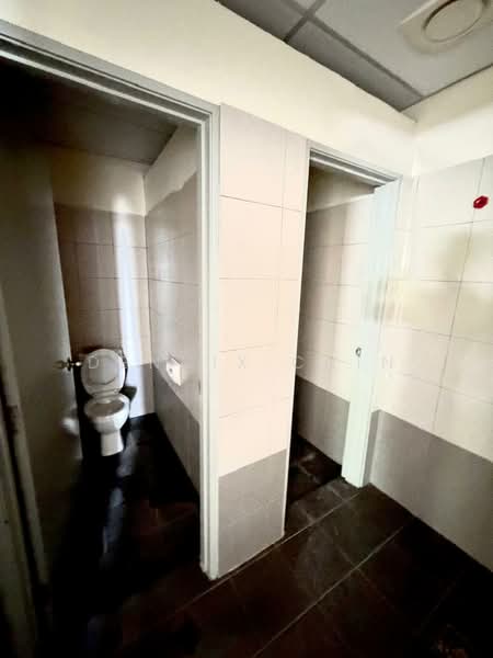 Kilang untuk Disewa di Saujana Rawang (Rawang) - Dennix Chin - Bathroom - PropertyGuru.com.my