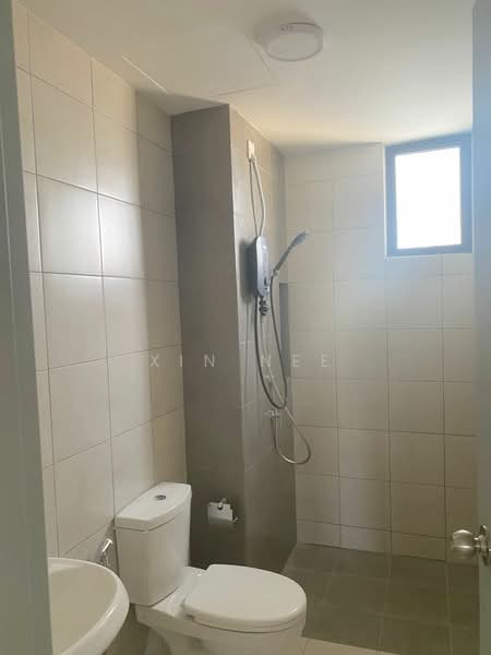 Servis Apartment untuk Disewa di MIRA at Shorea Park - Xin Nee - Bathroom - PropertyGuru.com.my