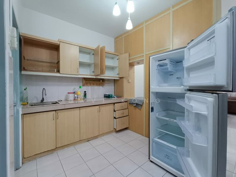 Apartment for Sale at Pangsapuri Cemara - Dave Kong - Kitchen - PropertyGuru.com.my
