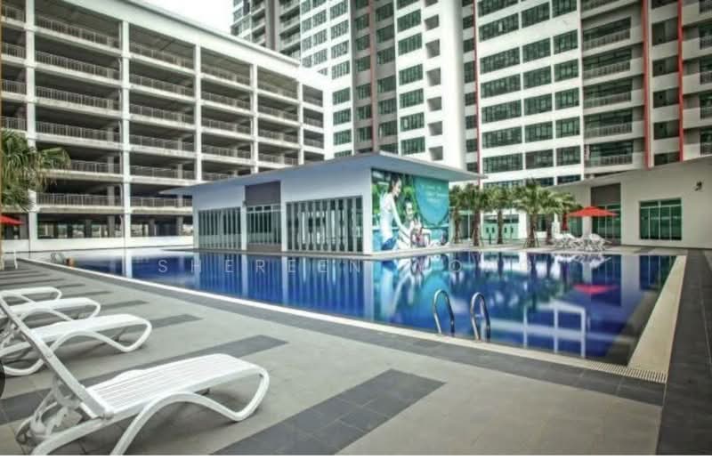 Pangsapuri untuk Disewa di Austin Regency (Pangsapuri Austin Perdana) - Shereen Wong - Pool - PropertyGuru.com.my