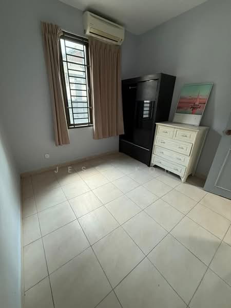 Rumah Kluster untuk Disewa di Taman Austin Heights (Tebrau) - Jessy Koh - Bedroom - PropertyGuru.com.my