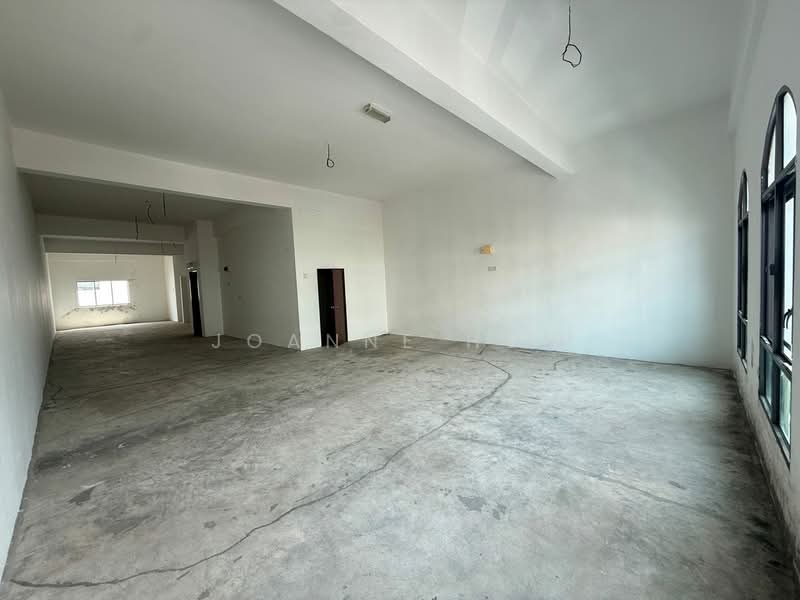 Kedai untuk Dijual di Bukit Baru (Melaka) - Joanne How - Interior - PropertyGuru.com.my
