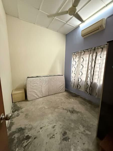 1-storey Terraced House for Sale in Klang (Selangor) - Steven Lim - Bedroom - PropertyGuru.com.my