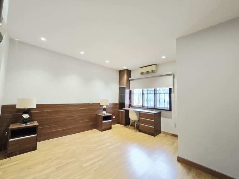 Rumah Berkembar untuk Dijual di Damansara Legenda (Petaling Jaya) - Reni Lim - PropertyGuru.com.my