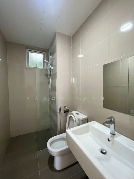 Service Residence for Sale at Southbank Residence - Aaron Yeoh - Bathroom - PropertyGuru.com.my