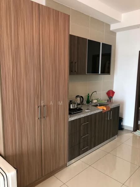 Servis Apartment untuk Disewa di D'Secret Garden (Pangsapuri Kempas Indah) - Sam Yap - Kitchen - PropertyGuru.com.my