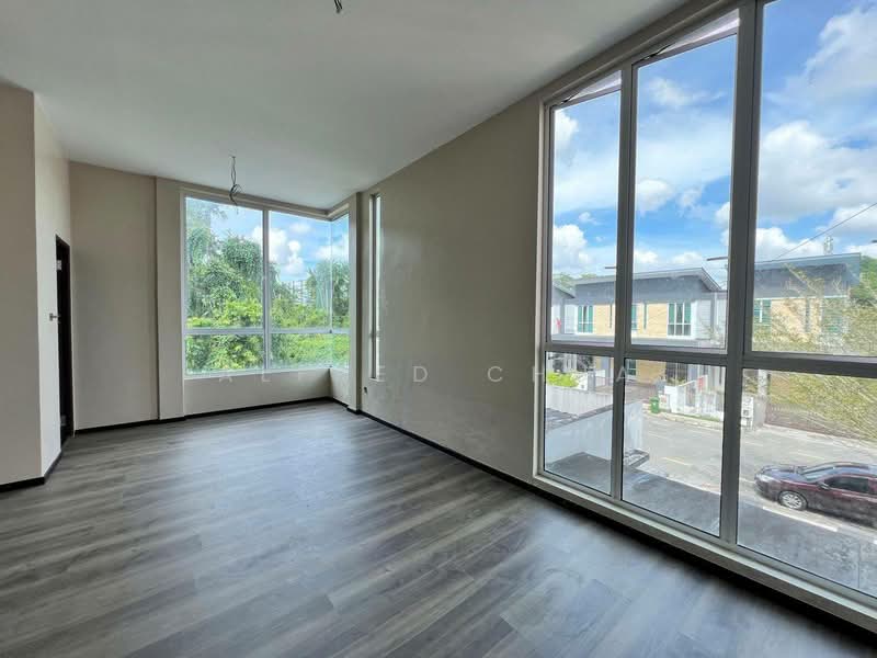 Semi-Detached House for Sale in Kota Sentosa (Kuching) - Alfred Chua - PropertyGuru.com.my