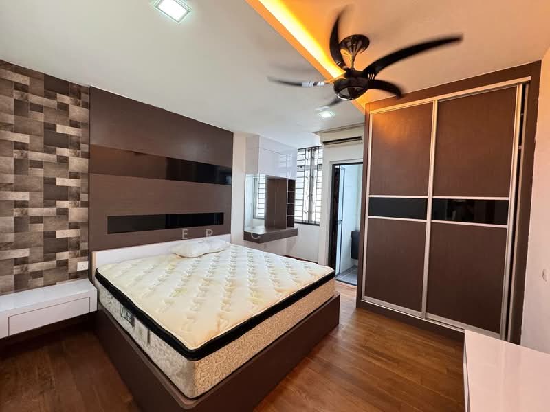 2.5-storey Terraced House for Sale in Taman Sutera Utama (Skudai) - Eric Lee - Bedroom - PropertyGuru.com.my