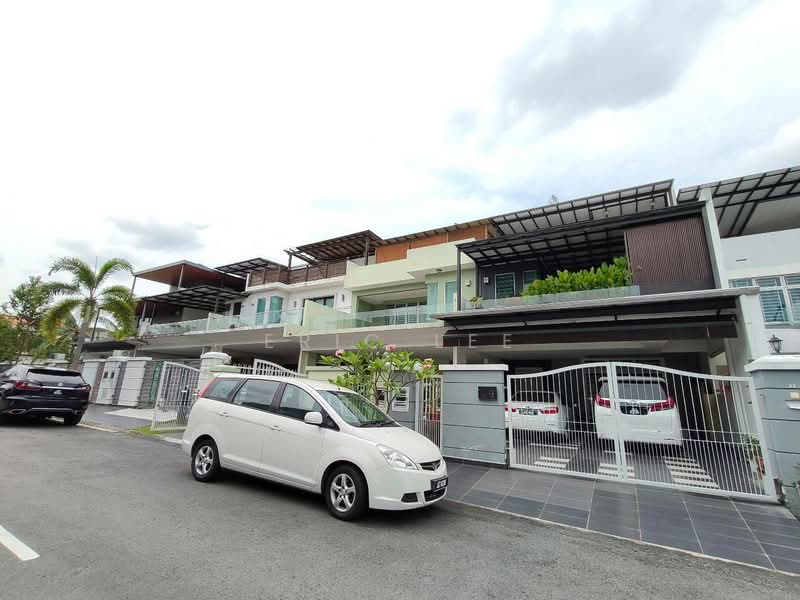 2.5-storey Terraced House for Sale in Taman Sutera Utama (Skudai) - Eric Lee - Exterior - PropertyGuru.com.my