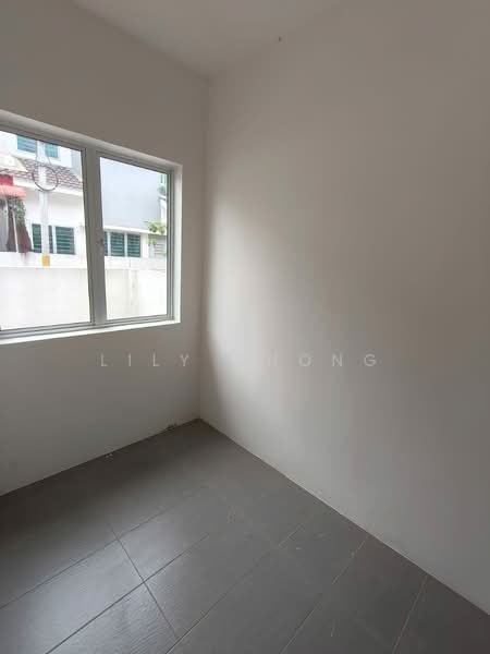 2-storey Terraced House for Sale in Strand Park (Chemor) - Lily Chong - Utility room - PropertyGuru.com.my