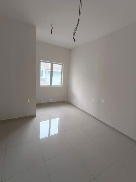 2-storey Terraced House for Sale in Strand Park (Chemor) - Lily Chong - PropertyGuru.com.my