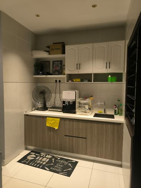 Kondominium untuk Disewa di Paraiso Residence @ The Earth - Moon Yee - Kitchen - PropertyGuru.com.my