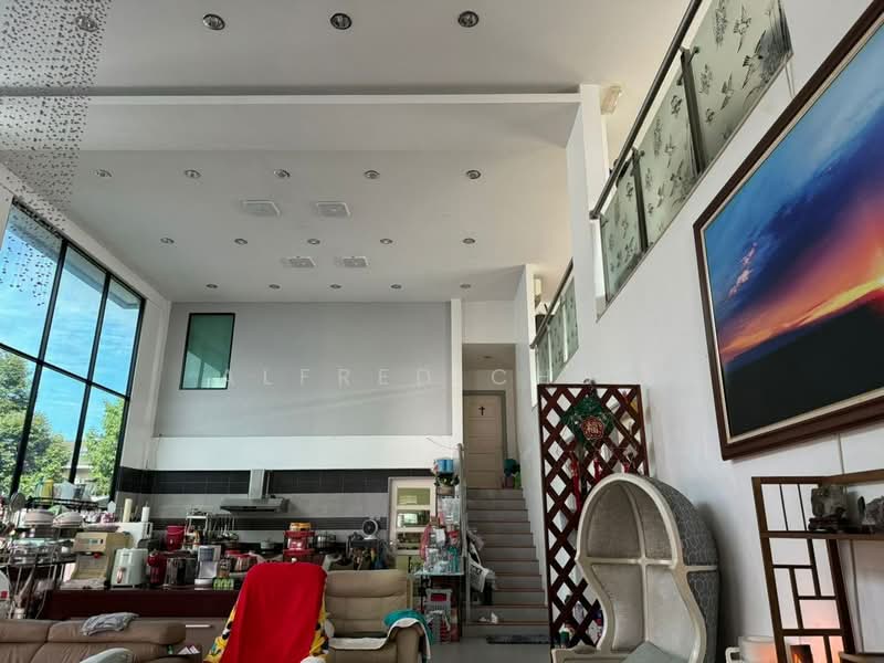 Bungalow for Sale in Kuching (Sarawak) - Alfred Chua - Living Room - PropertyGuru.com.my