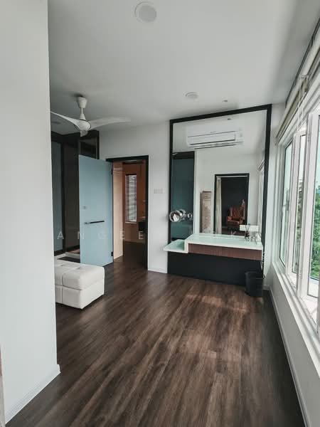 Bungalow for Rent in Taman Sungai Jati Permai (Klang) - Angeel Loke - Master Bedroom - PropertyGuru.com.my